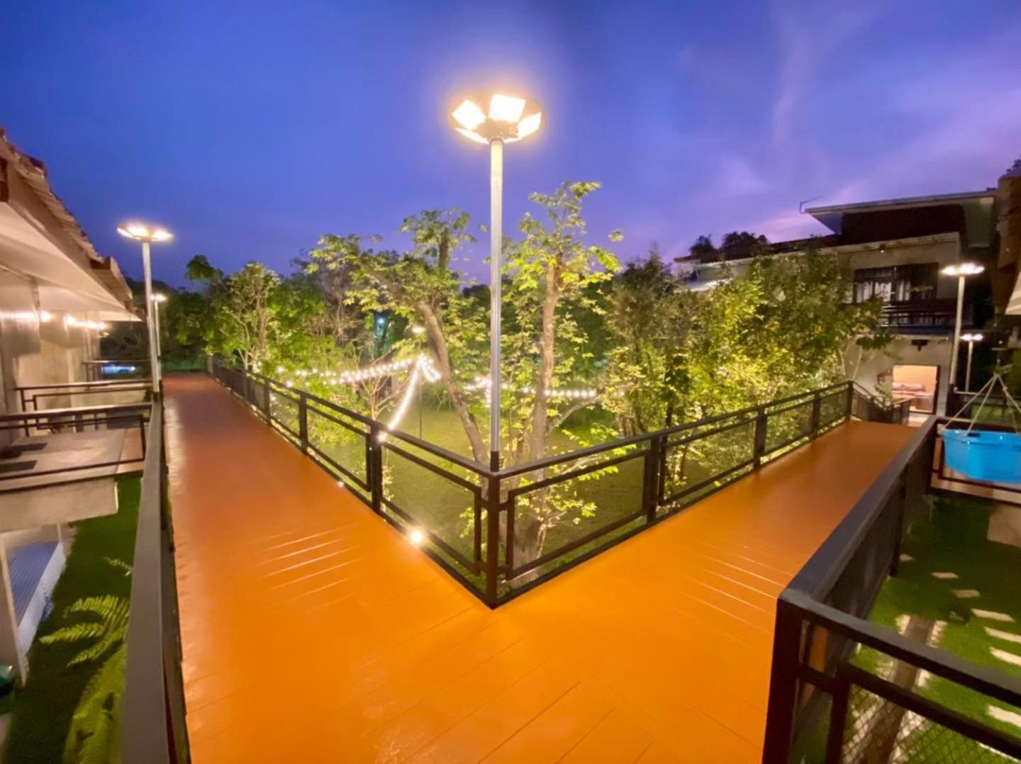 บ้านต้นไม้โฮมสเตย์อุทัยธานี Exterior foto